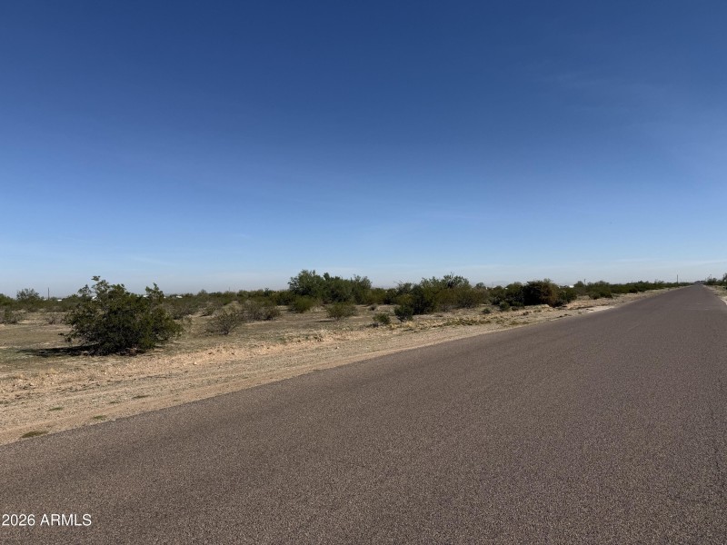 20251111_181702637_iOS