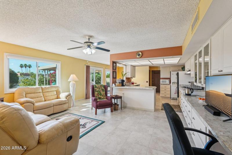 10-web-or-mls-W Wrangler Dr-S0103-010