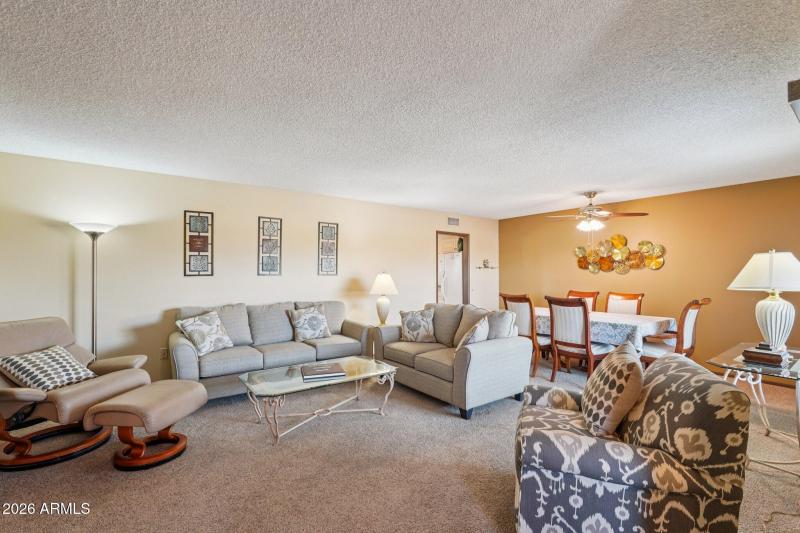 12-web-or-mls-W Wrangler Dr-S0103-012