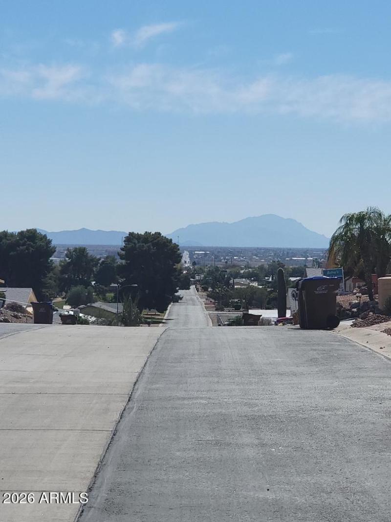 3930 views from the front of home