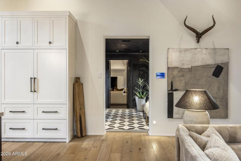 028_Kitchen Great Room Entry