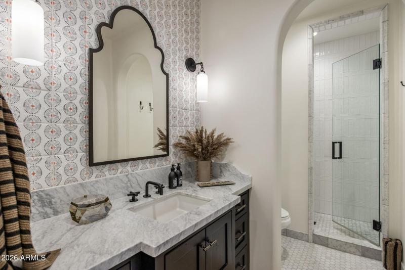 057_Guest Bedroom 2 Bath