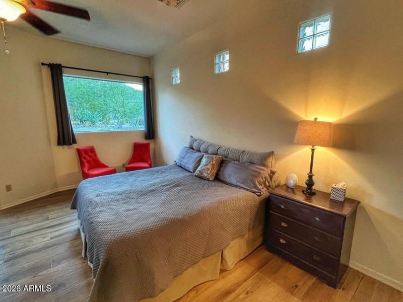 72D1FFDF-97F9-4812-AB40-AF61724C9681