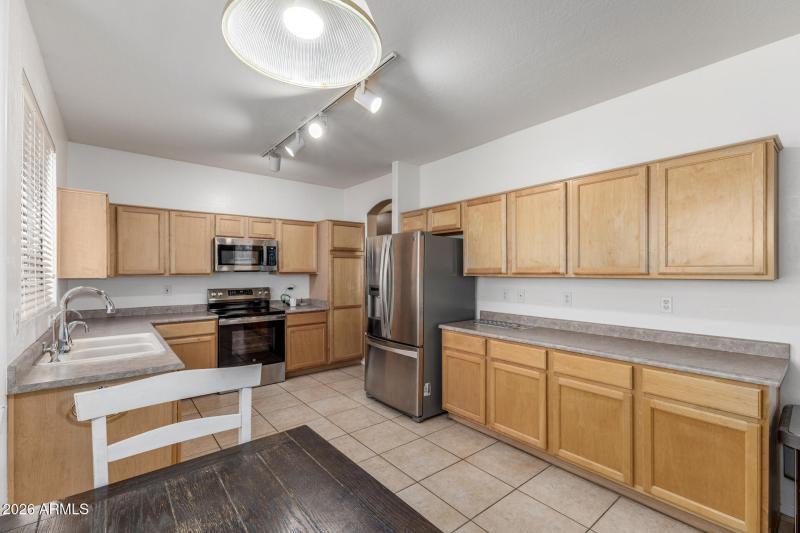 9628-lindner-kitchen-2