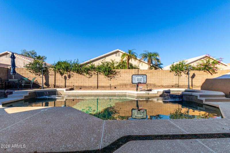 pebble-tec-pool-backyard-9628-lindner