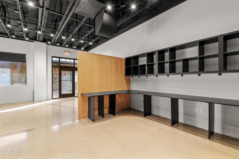 011_Workspace to Entry