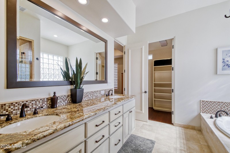 10772 E Yearling Drive - MLS Sized - 052