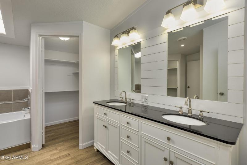 016_photo16_2312_parkinson_rd._ls_tammy_