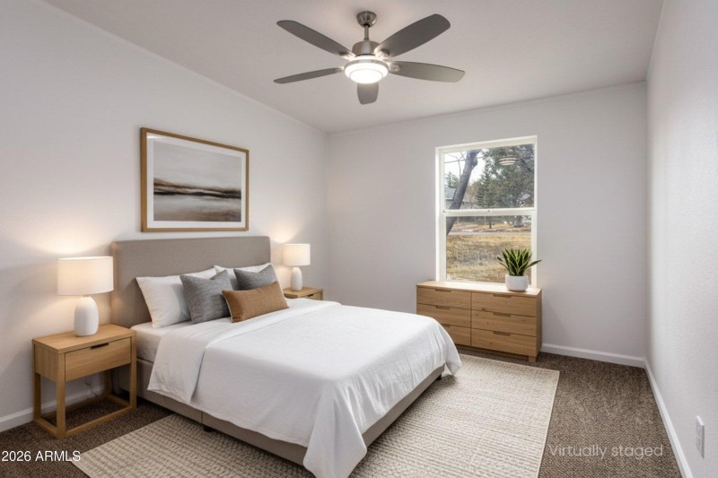 037_photo104_2312_parkinson_rd._ls_tammy