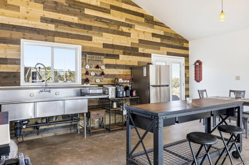 77CountyRdN8543-Concho-AZ-12