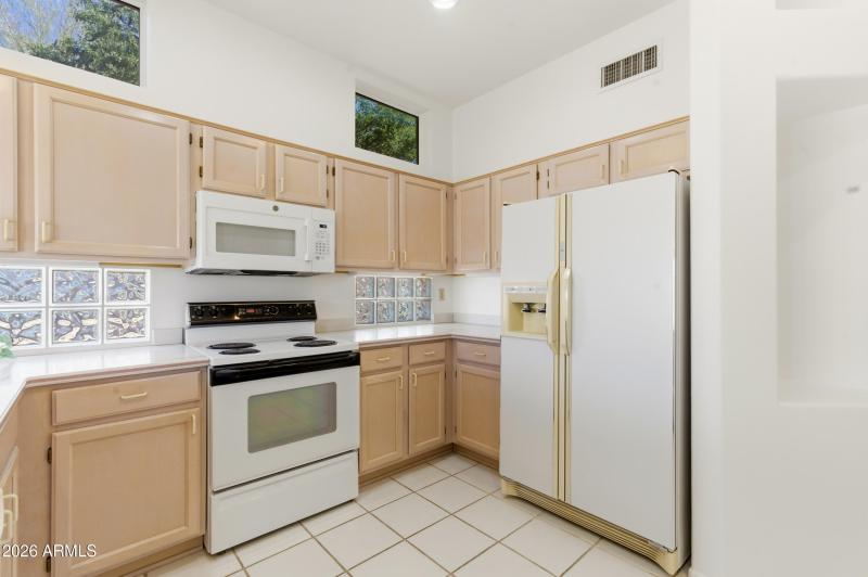 13_kitchen