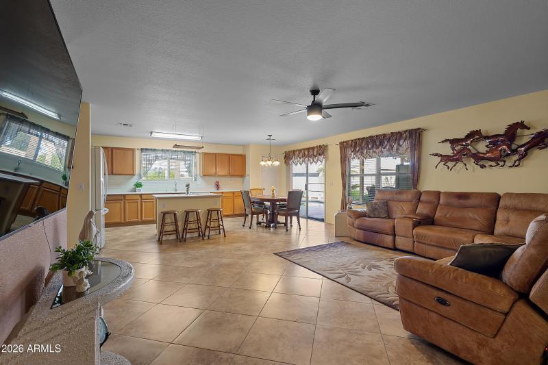 15797 W Maui Ln, Surprise