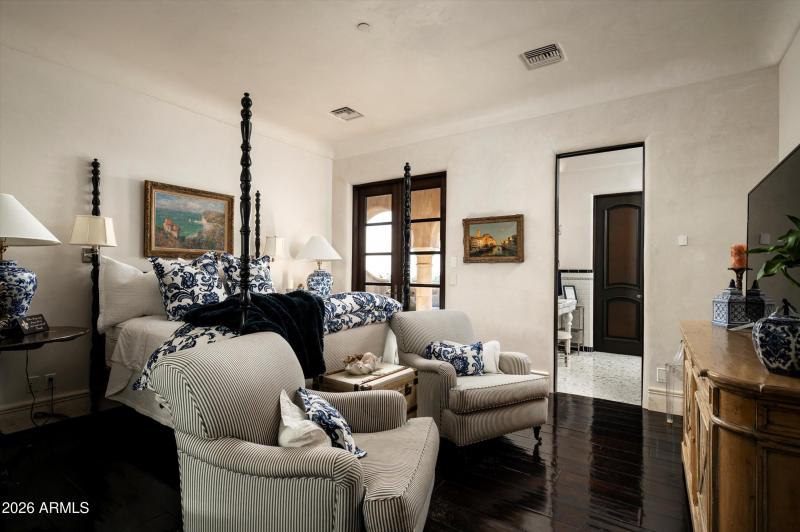 Guest suite 1 w/ walk in closet