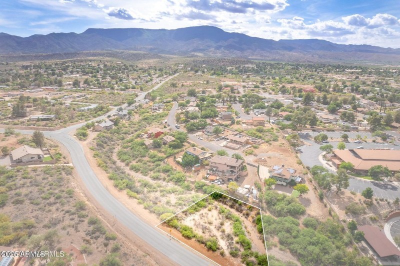 20220525230930081243000000-o