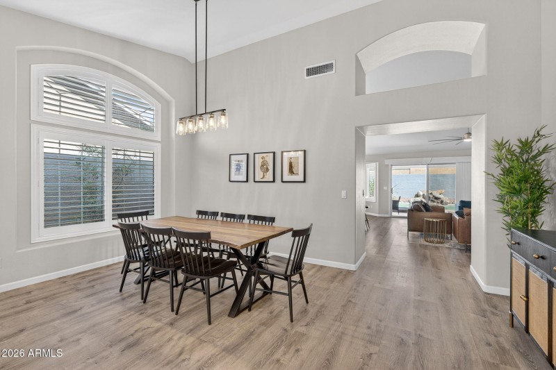 13-web-or-mls-47S Rowen