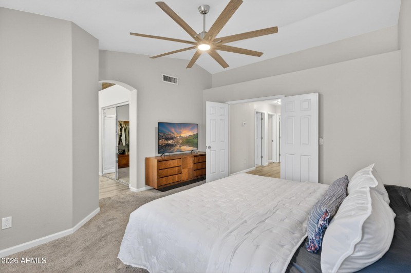 18-web-or-mls-30S Rowen