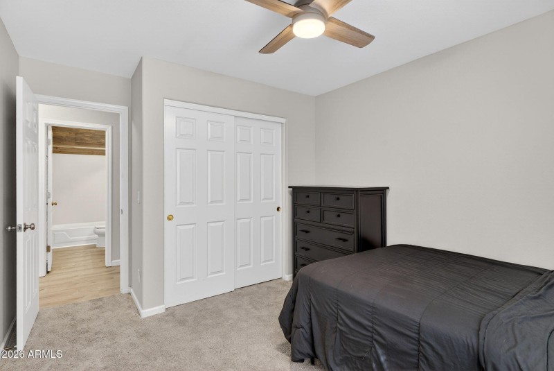 25-web-or-mls-21S Rowen