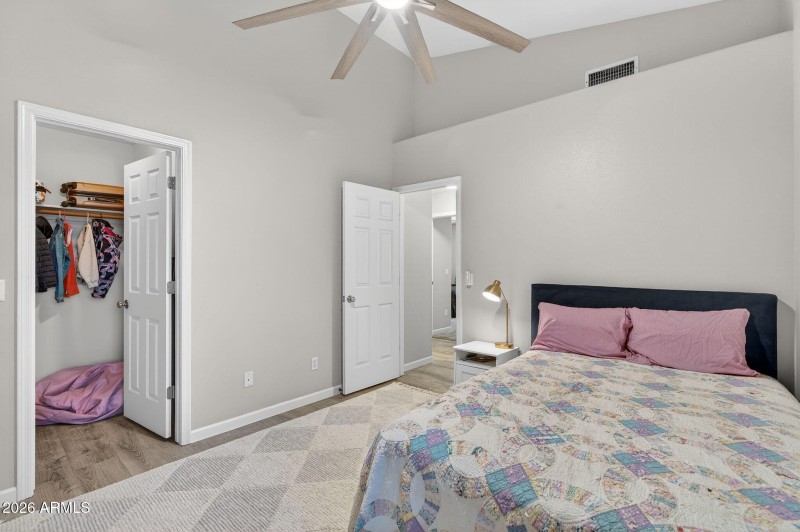 27-web-or-mls-25S Rowen