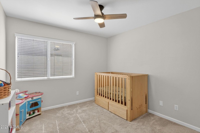 29-web-or-mls-22S Rowen