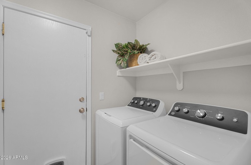 32-web-or-mls-27S Rowen