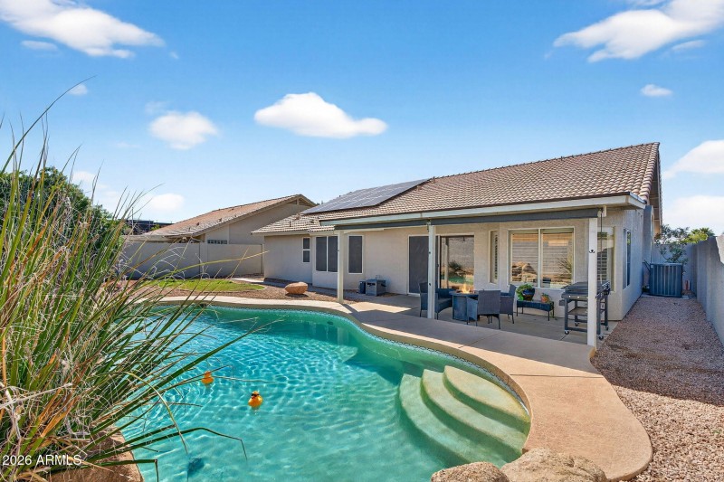 34-web-or-mls-52S Rowen