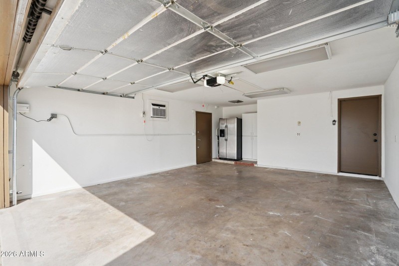 30-web-or-mls-N 15th Ave-S0303-030