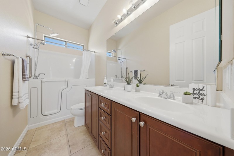 Guest Bathroom with Jetted