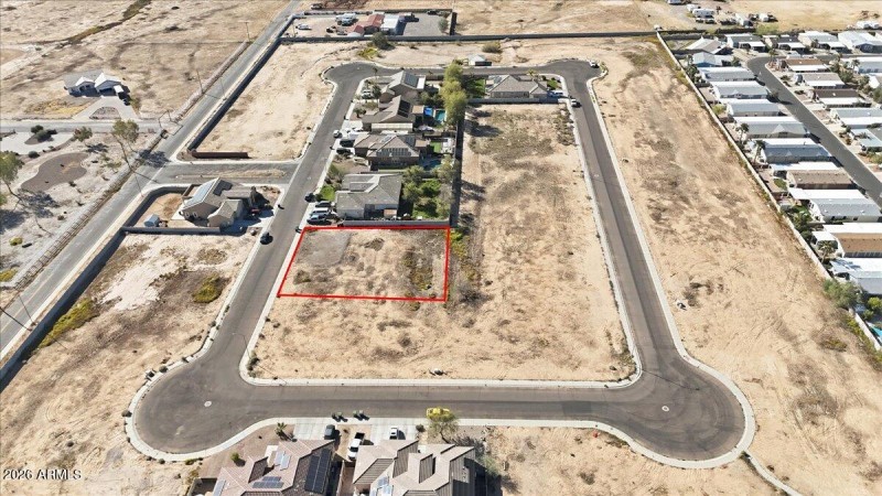 05-7d0dfd7a-0c27-40d9-97da-8cddb73e08da