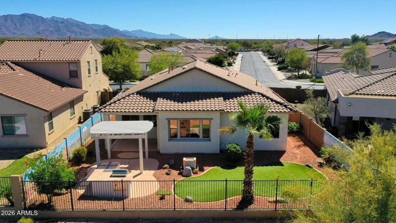 Great Entertaining Area