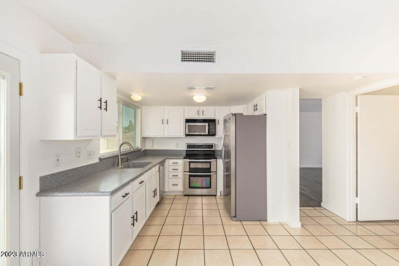 20230921010443336727000000-o