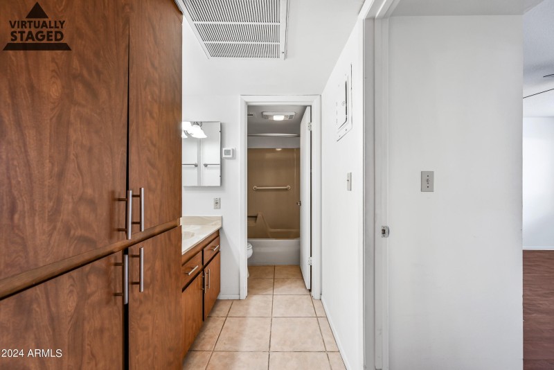 10-3033ED1013-ocupix