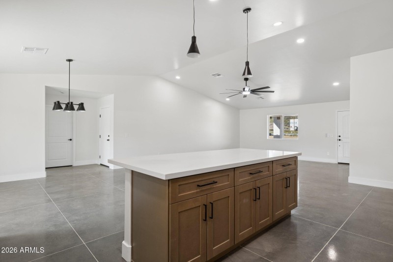 38-web-or-mls-46210-n-36th-ave