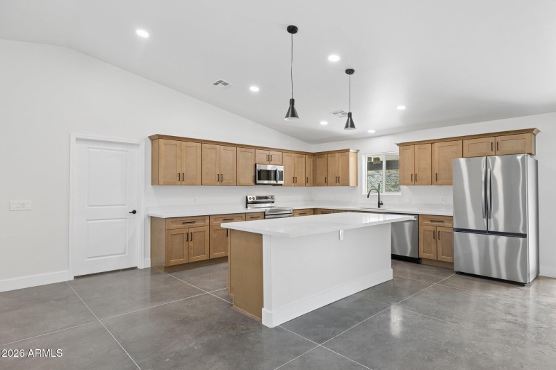 41-web-or-mls-46210-n-36th-ave