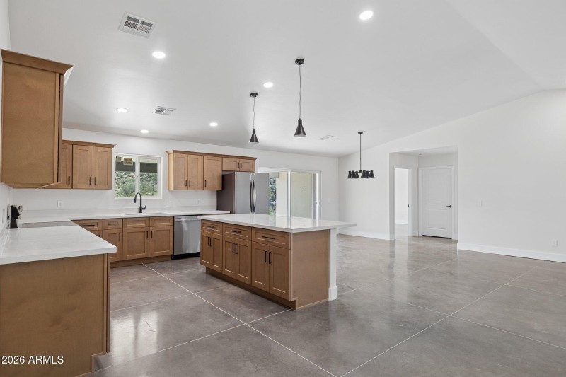 42-web-or-mls-46210-n-36th-ave