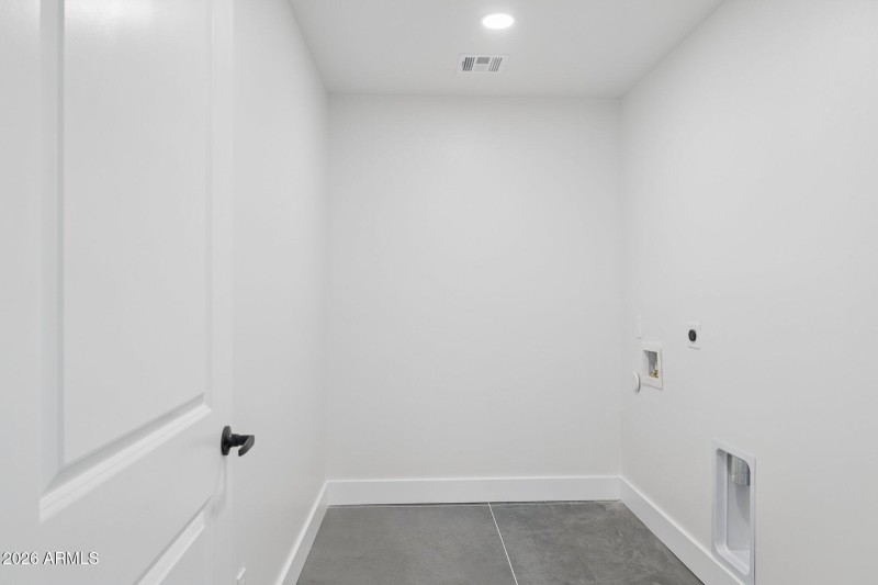 44-web-or-mls-46210-n-36th-ave