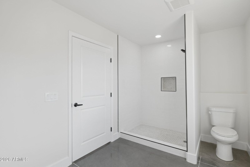 52-web-or-mls-46210-n-36th-ave