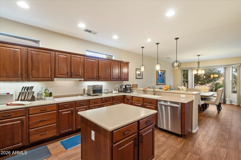 Spacious Kitchen w Bar Seating