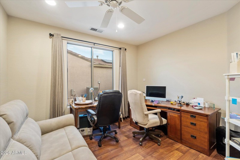 Flexible Room w Wood Floor & Window