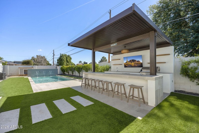 Whitton Outdoor Kitchen