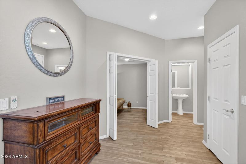 19-web-or-mls-28E Eagle Crest Dr 1108