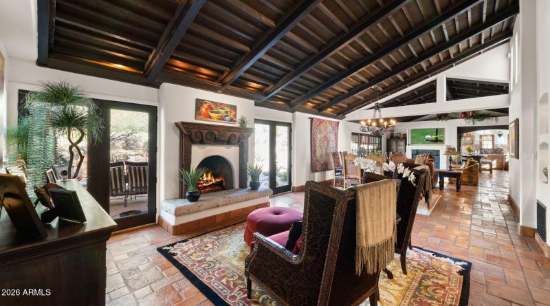 15-web-or-mls-Formal Dining Room1