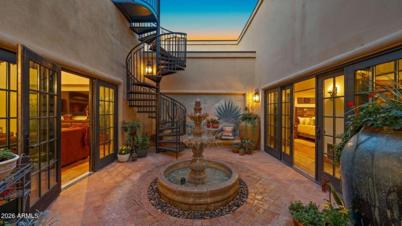 32-web-or-mls-TWILIGHT10