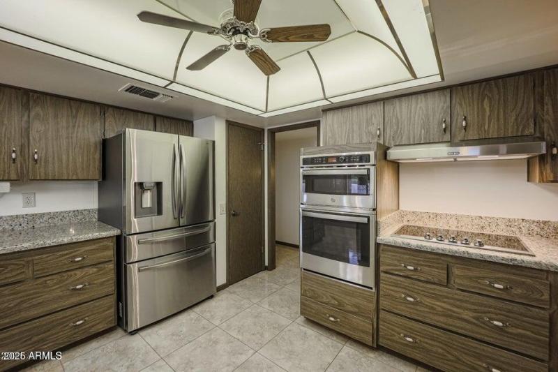 20220824175317683385000000-o