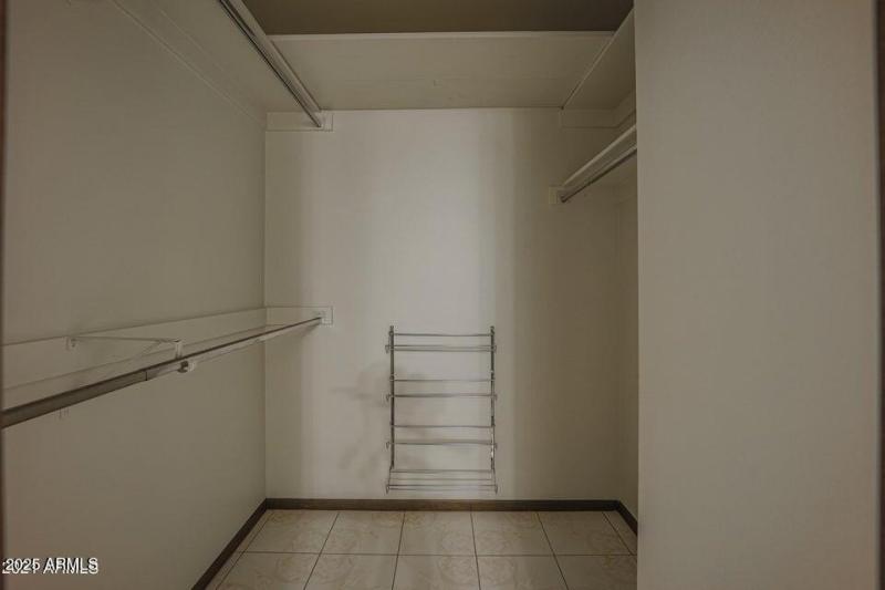 20220824175319102031000000-o