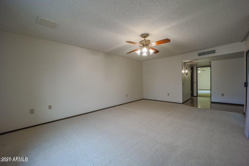 20220824175320383020000000-o