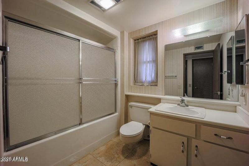 20220824175320748112000000-o