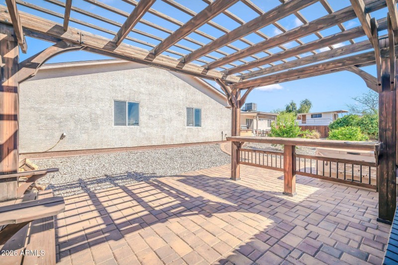 29921 W Roosevelt St-45