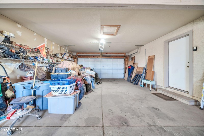 29921 W Roosevelt St-52