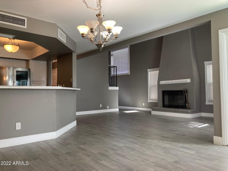 3440 Kitchen-dining-living room