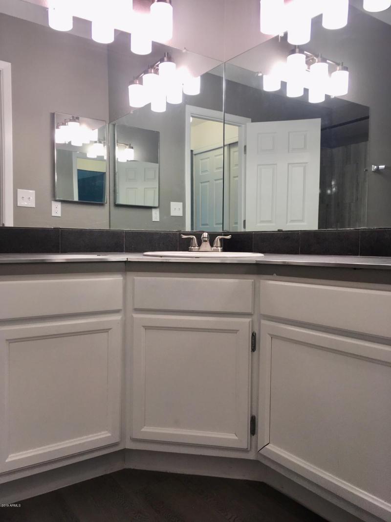 3440 master bathroom vanity